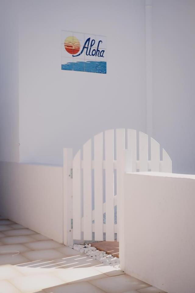 Villa Aloha Jacuzzi Y Vistas Al Mar Corralejo Exterior photo